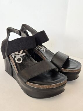 OTBT Black Platform Wedge Sandals with Elastic Ankle Strap